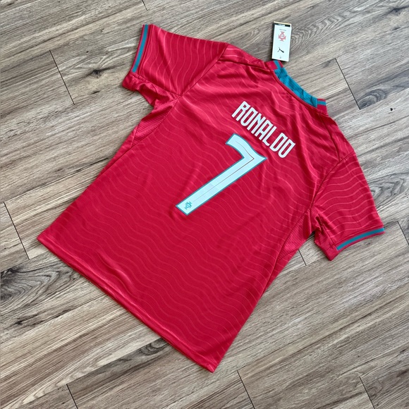 Portugal National Team Soccer Jersey Cristiano Ronaldo 7 - Picture 3 of 6